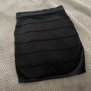 Stretchy knit black skirt